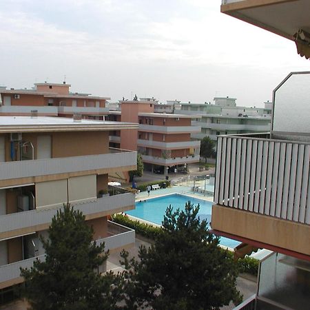 Appartamenti Valbella Con Piscina Bibione Buitenkant foto