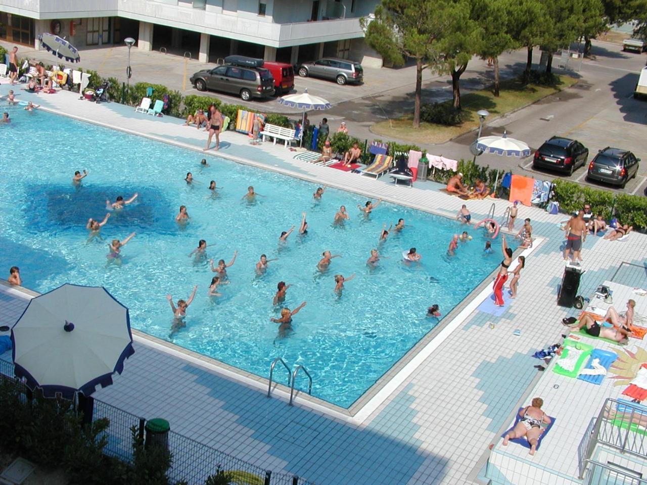 Appartamenti Valbella Con Piscina Bibione Buitenkant foto