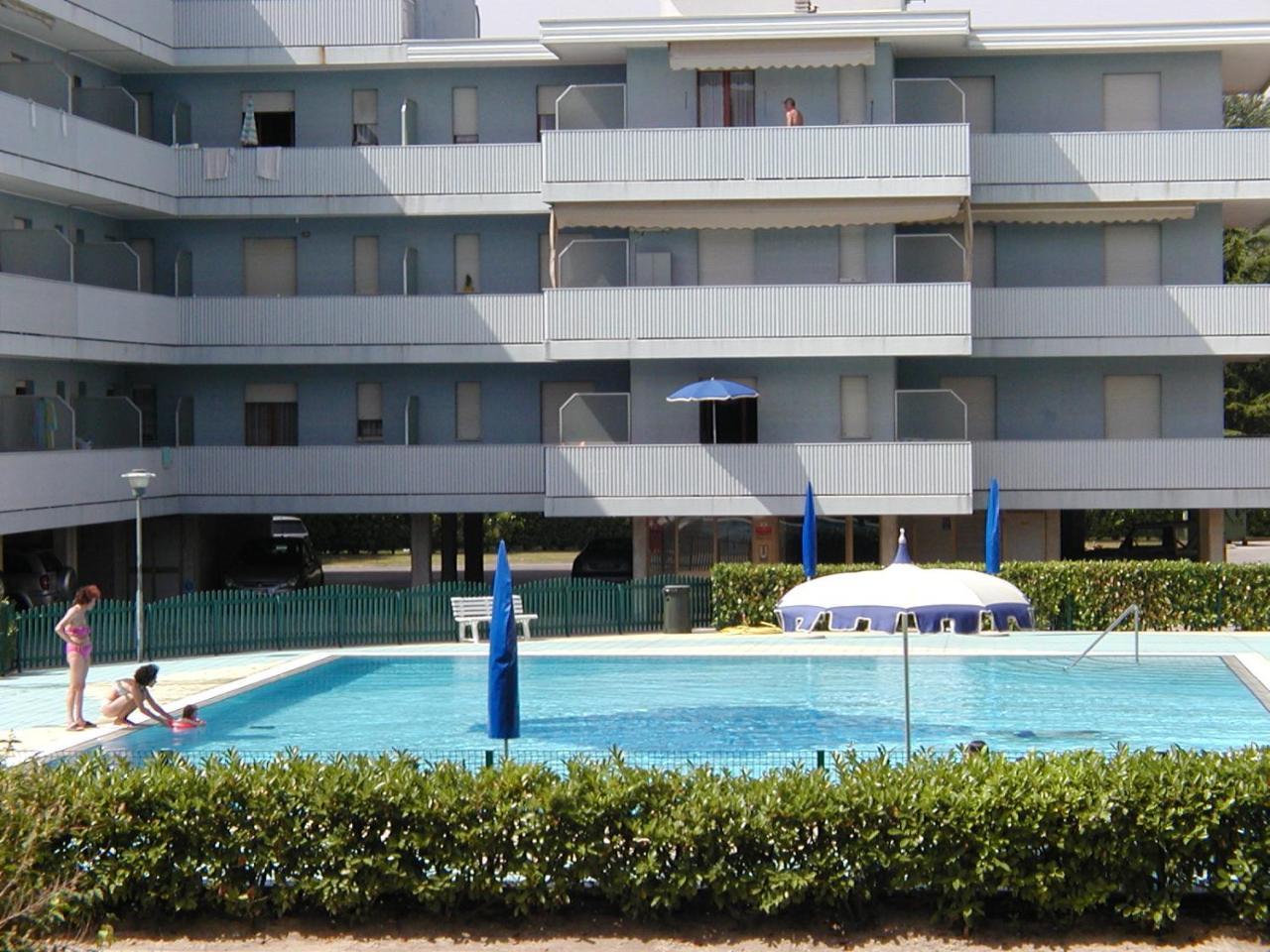 Appartamenti Valbella Con Piscina Bibione Buitenkant foto